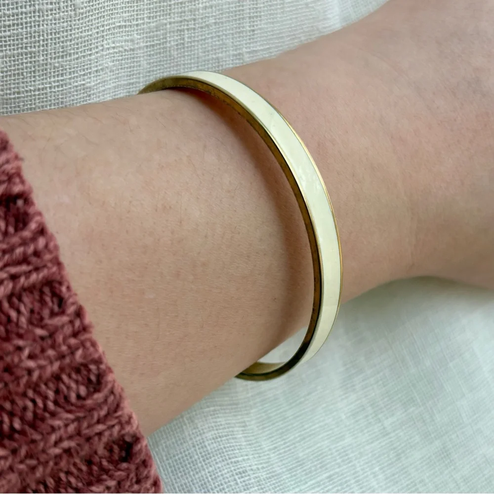 Vintage Trifari gold‎ tone & enamel bangle bracelet